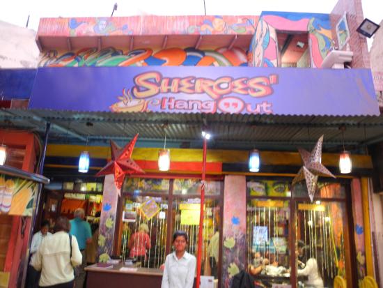 Sheroes cafe, Agra. Picture courtesy: Wikipedia