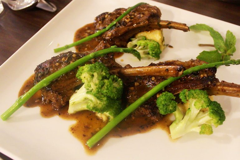 Grilled Imported New Zealand Lamb Chops with Garlic