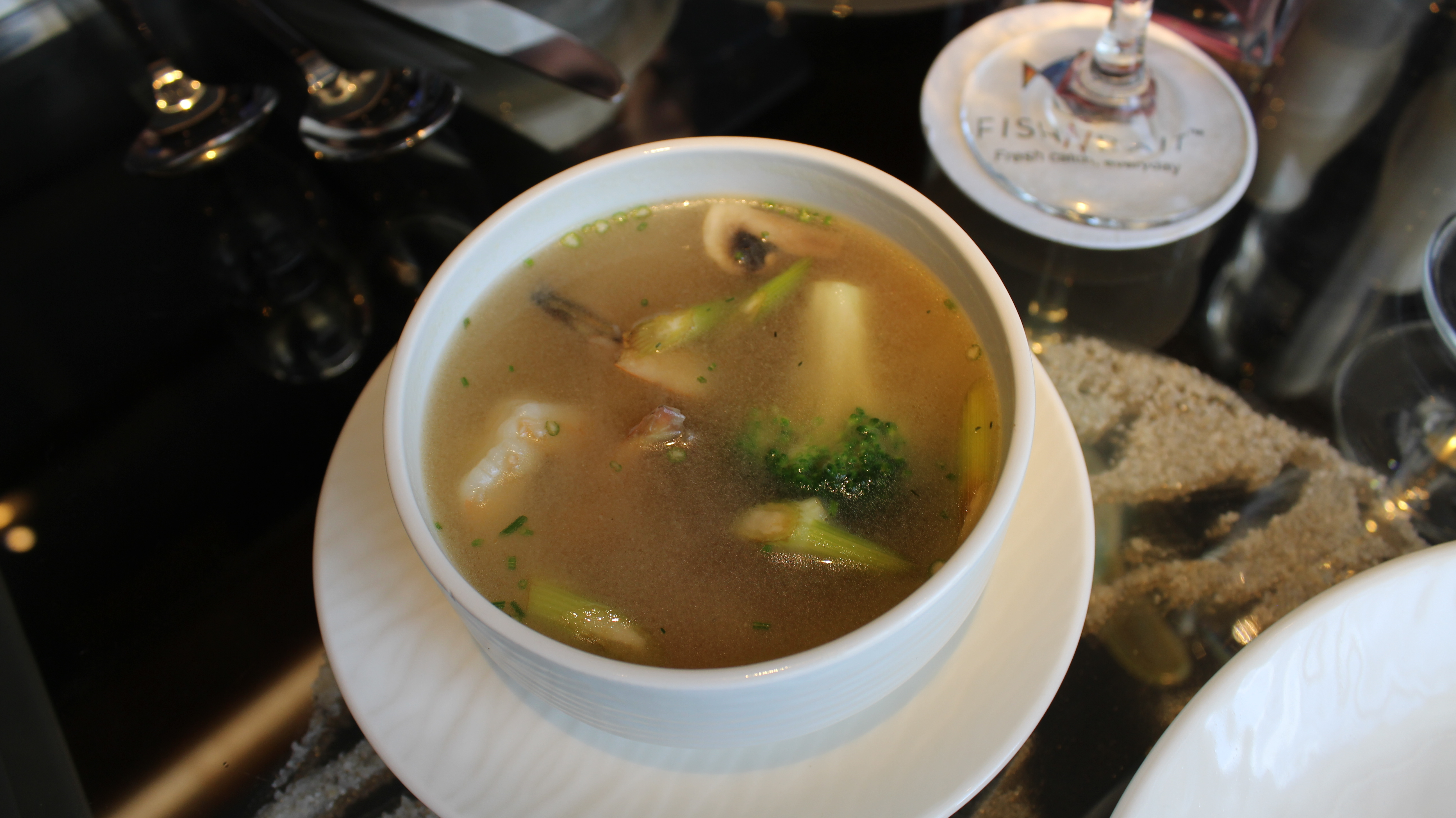  Thai Clear Prawn Soup 