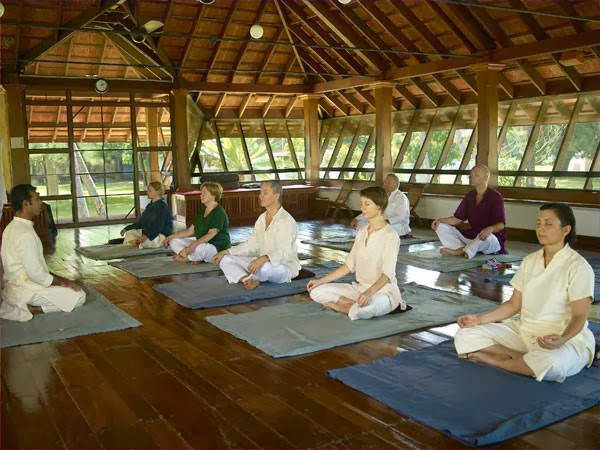 Six Best Yoga Retreats In India