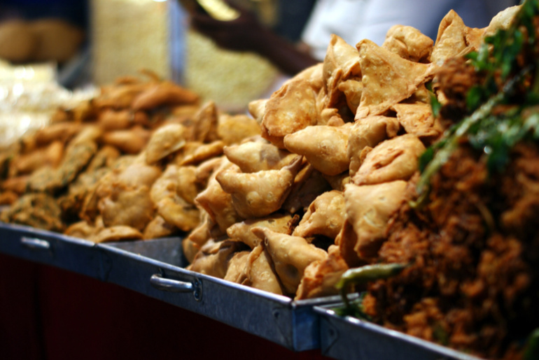 Get Your Hands On This Potli Samosa Served In Delhi’s Bikanervala