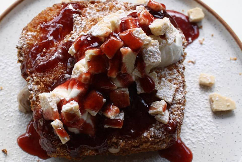 Bastian In Bandra Serves A Strawberry Cheesecake Stuffed French Toast And We Love It!