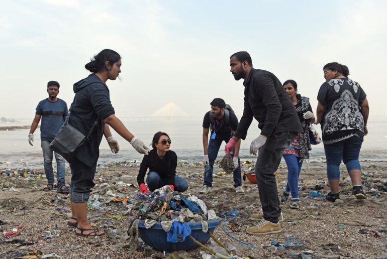 After Versova, Dadar Beach Clean Up Program Is Now On!