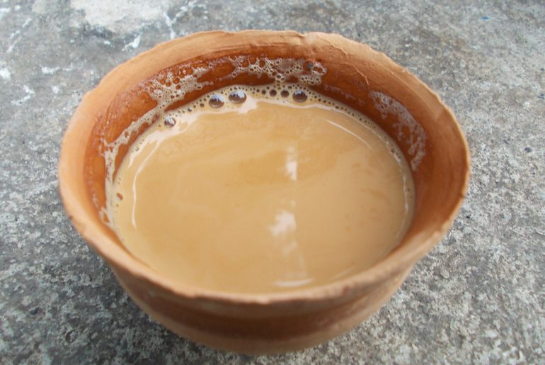 Sip On Nagpur’s First Tandoori Chai At Chhaoni Sadar