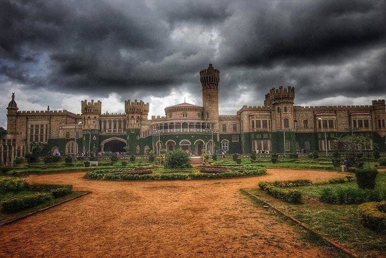9 Reasons Why You Must Visit Bangalore Palace