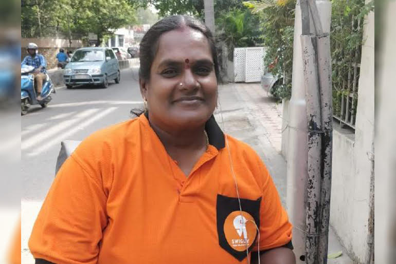 Chennai Gets Its First Food Delivery WOMAN