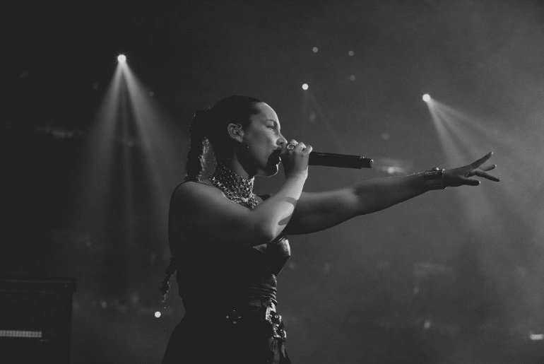 Alicia Keys Performing At Emirates Airline Dubai Jazz Fest