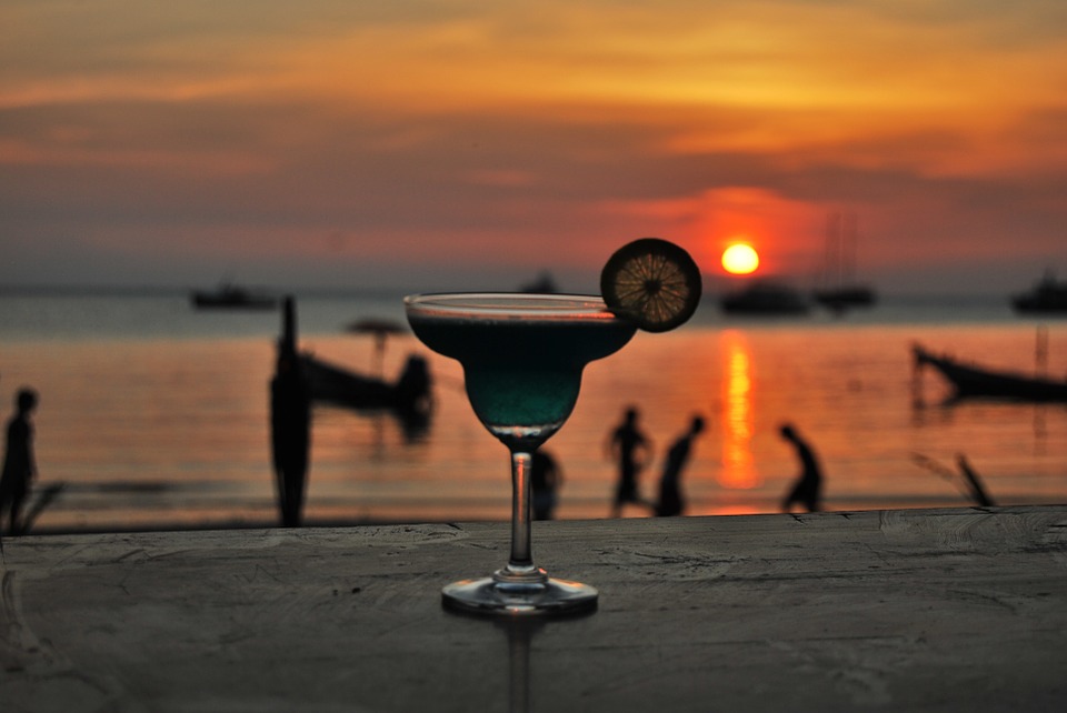 Goa bans drinking on beaches