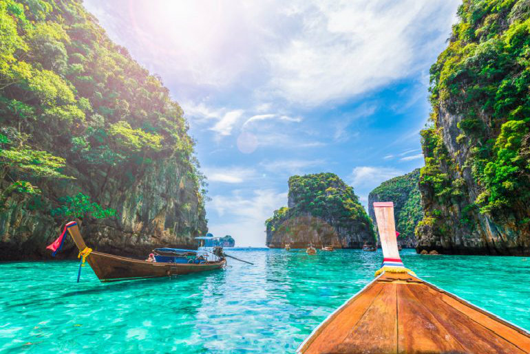 Thailand To Remain Closed To Travellers Until 2021