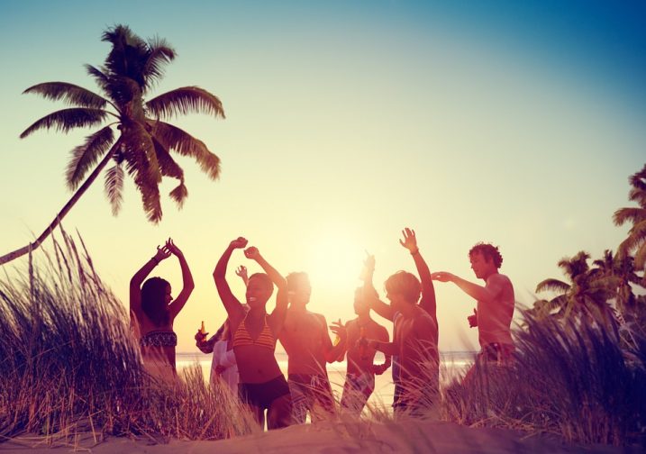 5 Budget Stays In North Goa For You & Your Party Crew