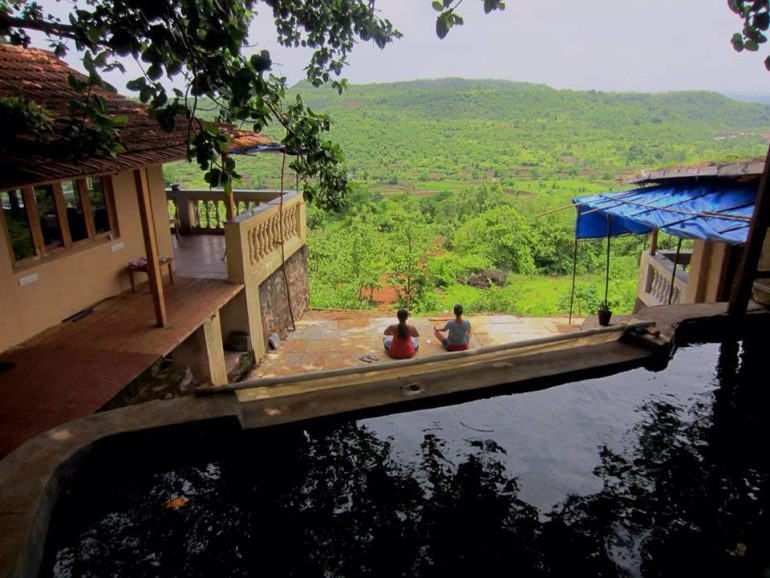 Enjoy a 360 Degree View Of Mountains At Banyan Bliss!