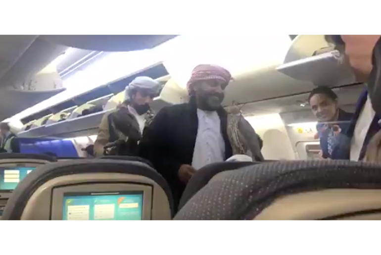 Three Flacons Were Spotted On A FlyDubai Flight To Dubai
