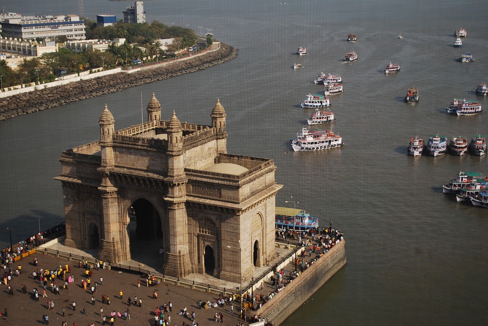 how many tourist places in mumbai