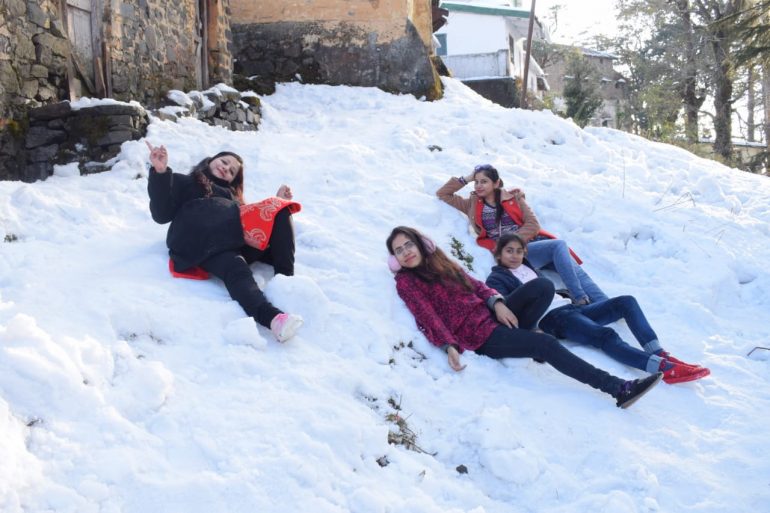 Swati Arora And Her Cousins Went To Mussoorie On A Roadtrip From Delhi