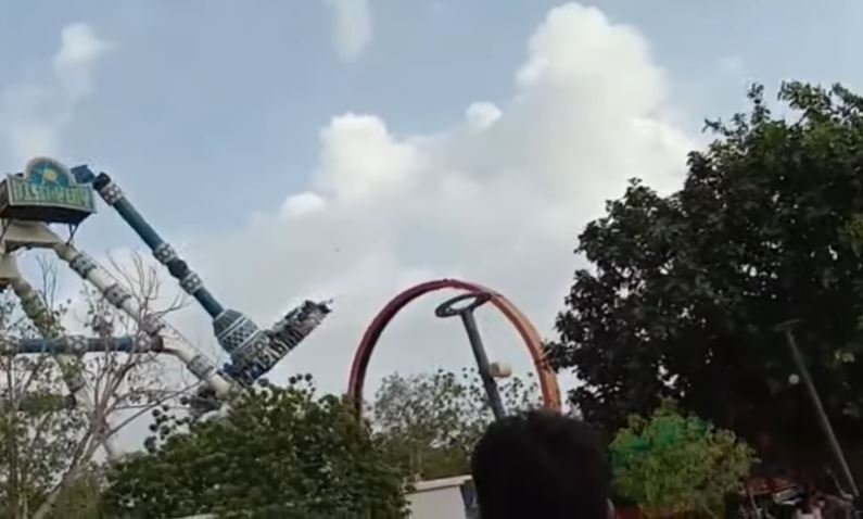 2 Killed, 28 Injured After An Amusement Park Ride Crashed Mid-Air In Ahmedabad