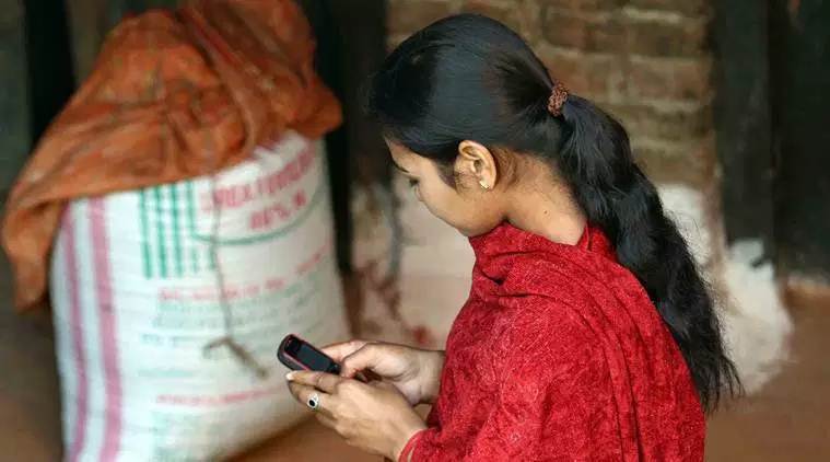 Thakor Community Bans Using Mobile Phones By Unmarried Women In 12 Gujarat Villages