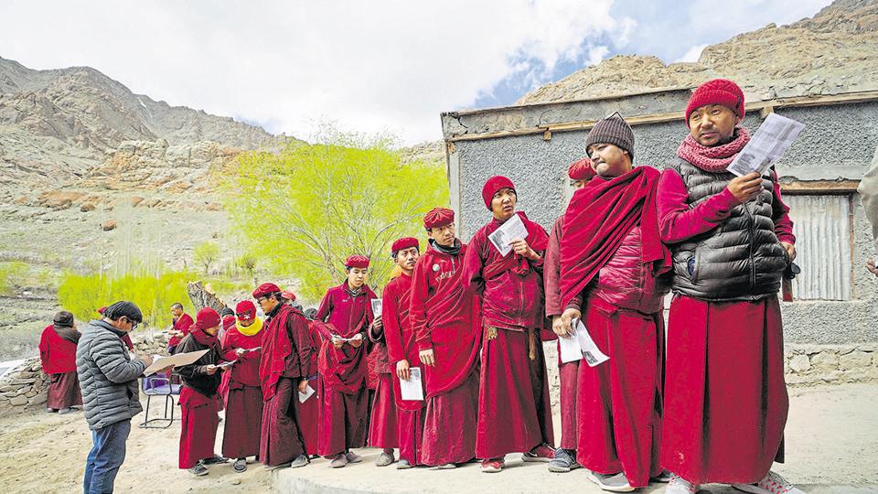 Ladakhis Celebrate As Ladakh Attains Union Territory Status