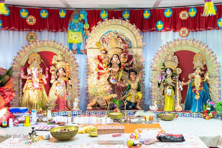 Here’s How Durga Puja Is Being Celebrated All The Way In The Netherlands With HoiChoi