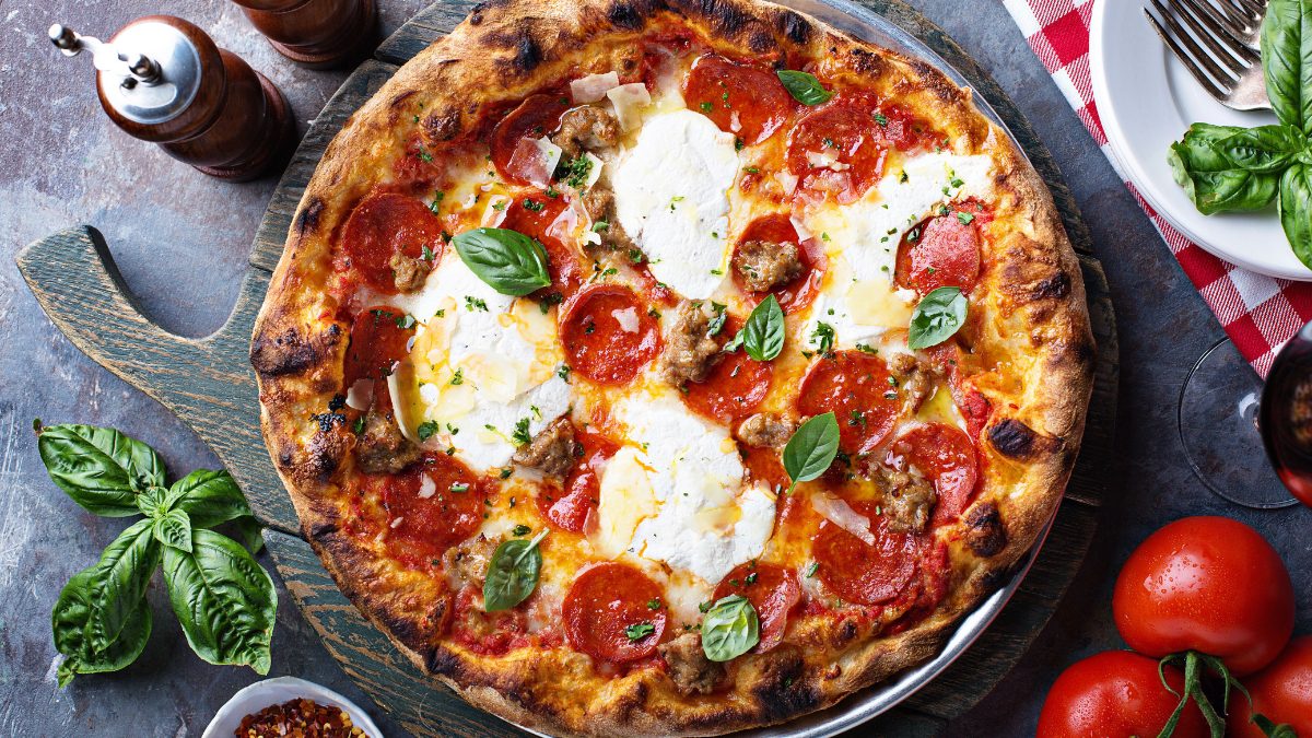 Pizza, Pizza…Pizza Party! These 30 Restaurants Dish Out The Best Pizza In Mumbai!