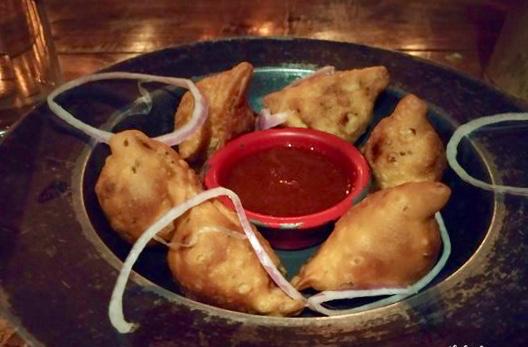 best samosa places in bangalore, brew and barbeque