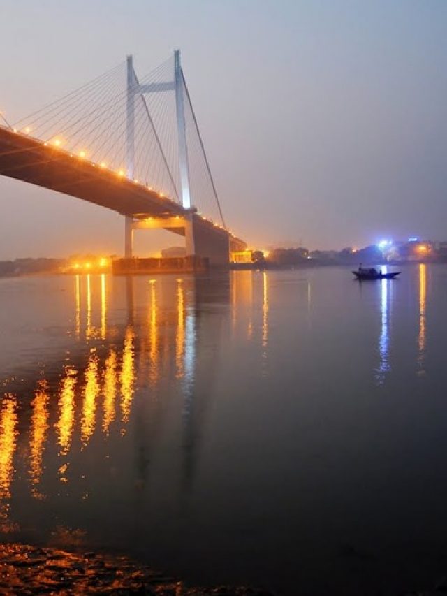 Boating Prinsep Ghat