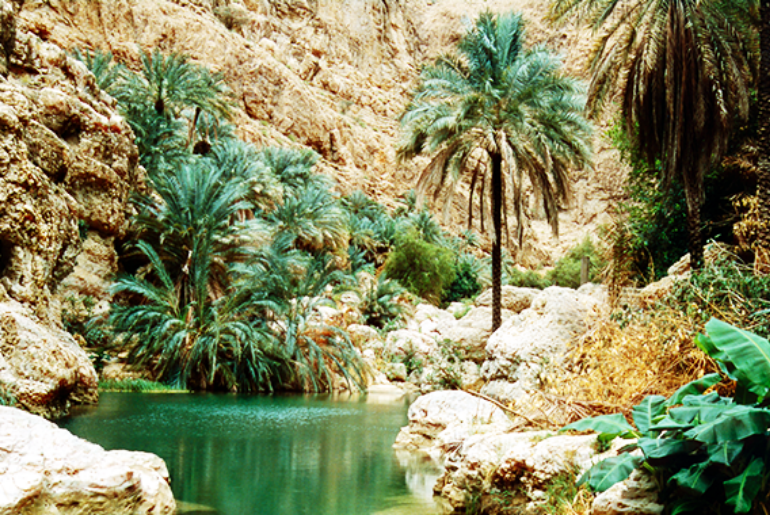 I Went On A Backpacking Trip To Wadi Al Shab In Oman & It Was A Surreal Experience