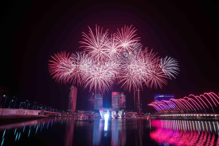 celebrate new year for free in dubai
