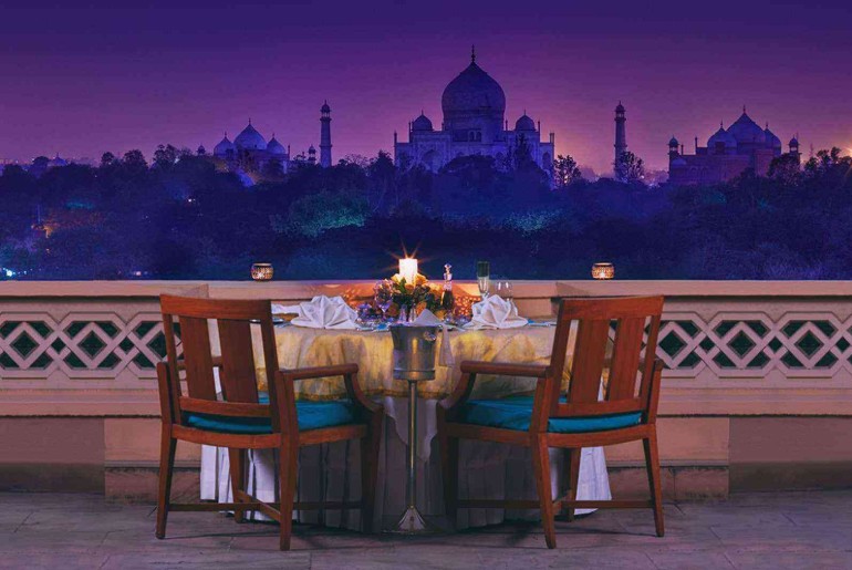 Hotels With The View Of Taj Mahal From ₹600 to ₹60,000