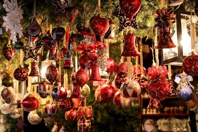 Head To These Christmas Markets In Delhi For Food, Carols And Festive Feels!