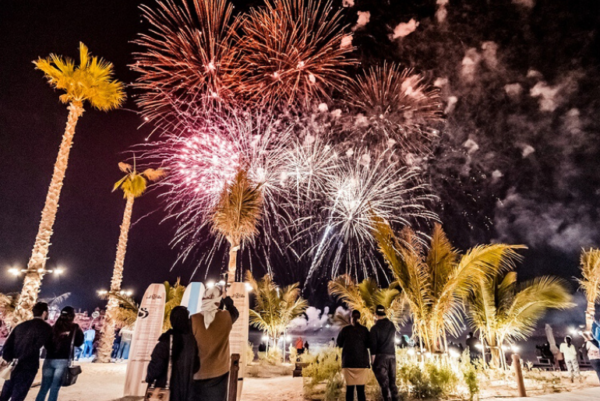 Fireworks for NYE in Dubai La Mer