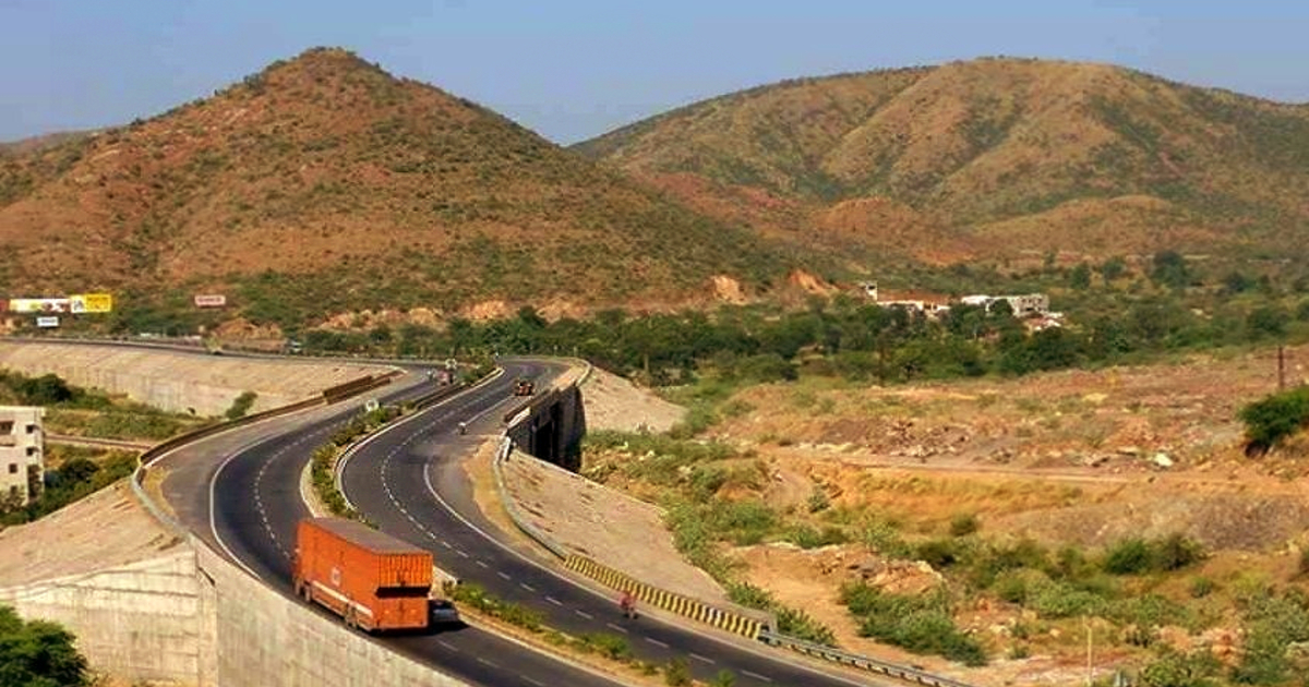 Get Ready For The Ultimate Road Trip From Delhi To Mumbai In 11 Hours!