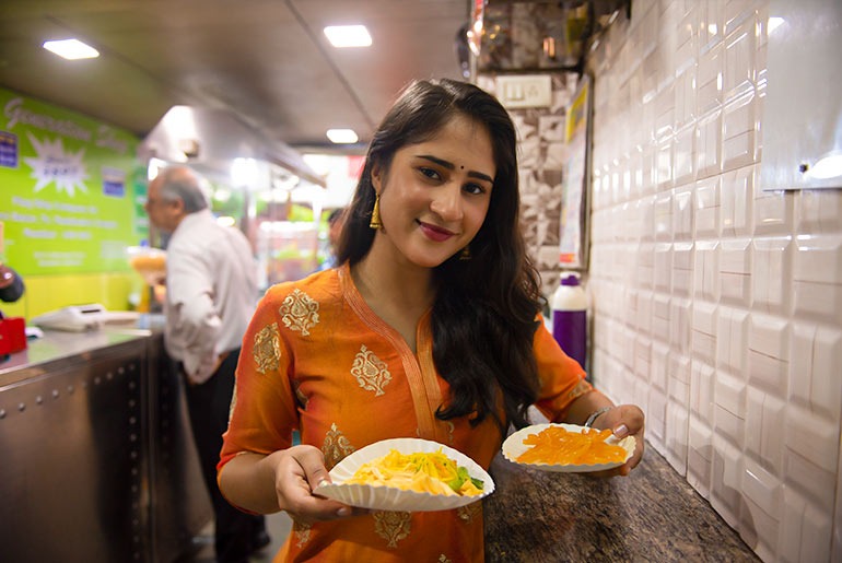 There’s A 3-Day Gujarati Food Festival Happening In Mumbai This Weekend