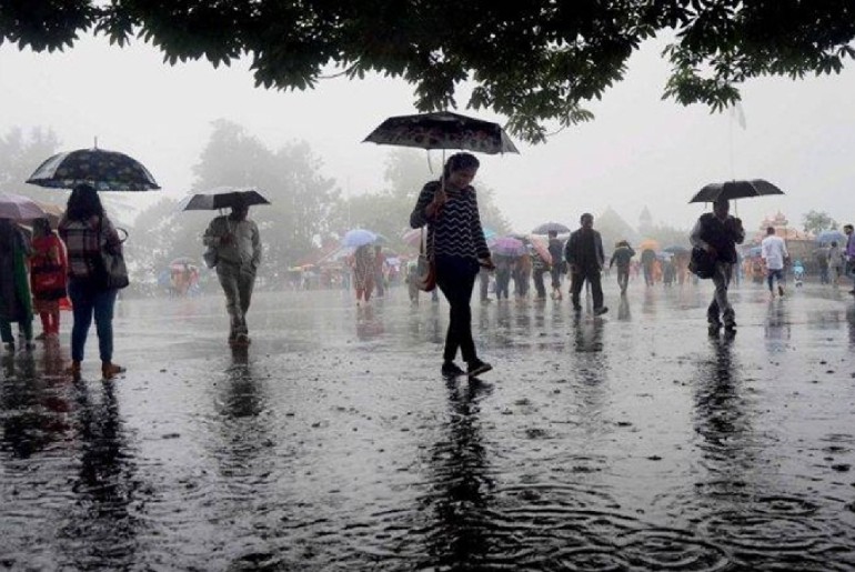 Rain Brings A Cold, Wet Winter Back To Delhi And It Is Expected To Get Worse!