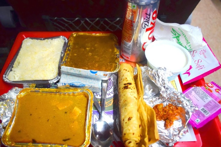 Train Food To Cost More As Indian Railways Increases Prices, Plans To Revamp Menu For 2020!