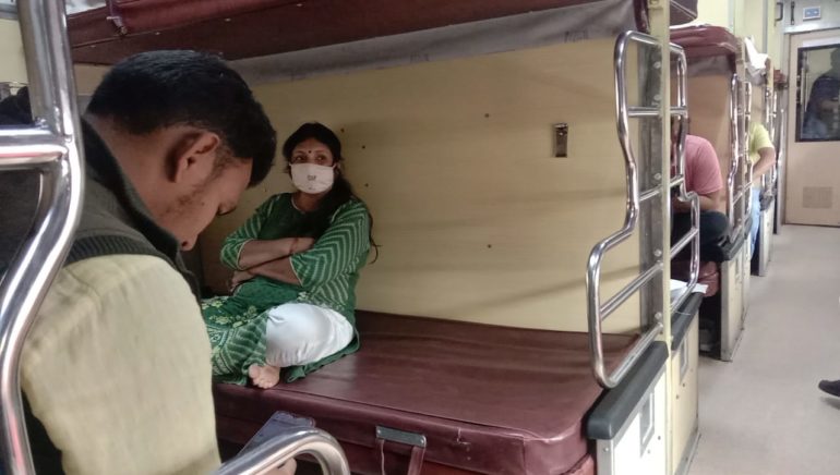 Railways Urges Passengers To Bring Their Own Blankets Amidst Coronavirus Pandemic