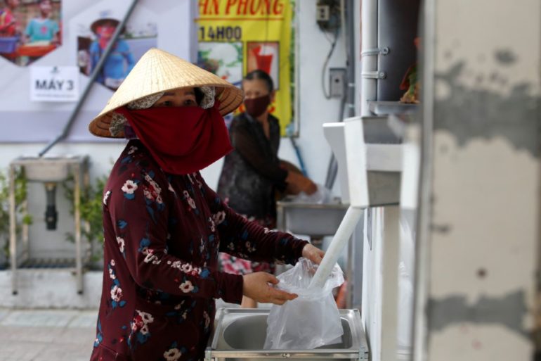Vietnamese Entrepreneur Invents ‘Rice ATMs’ To Feeds The Poor Amid Lockdown