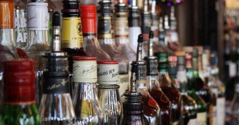 Liquor Shops Might Open As Delhi May Soon Consider Alcohol As An Essential Commodity Curly Tales