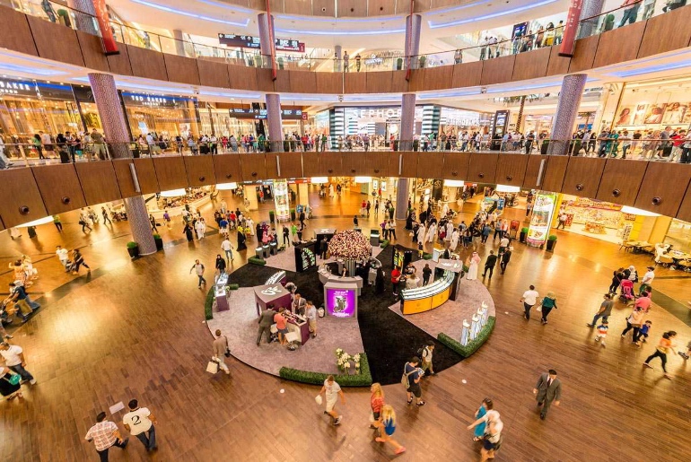 Few Shops In Dubai To Re-open In Time For Ramadan Shopping