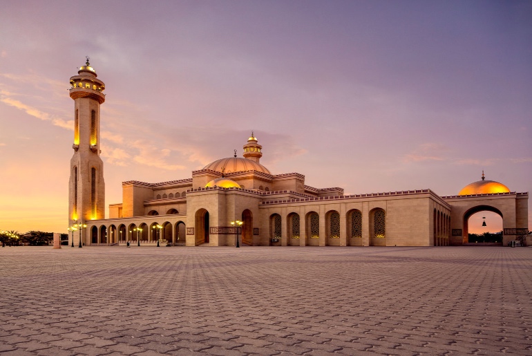 Bahrain’s Al Fateh Mosque Re-Opens Mosque For Friday Prayer