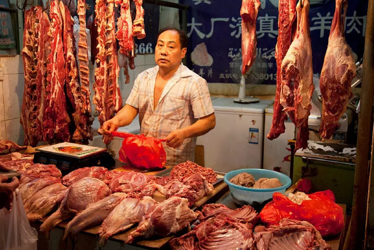 Wuhan Bans Meat