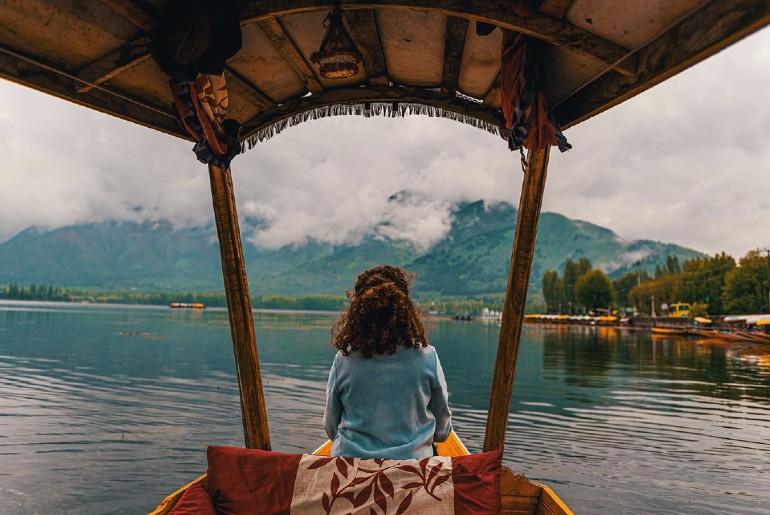 Srinagar floating market 