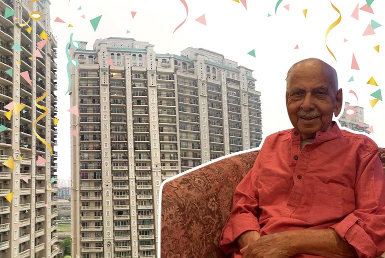 Over 100 Families Clapped Together In Noida To Celebrate This Adorable 97 Yr Old’s Birthday