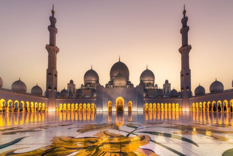 Sheikh Zayed Grand Mosque Launches Virtual Tours