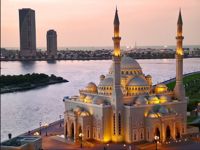 Taraweeh Prayers Broadcast Live From Sharjah Mosque