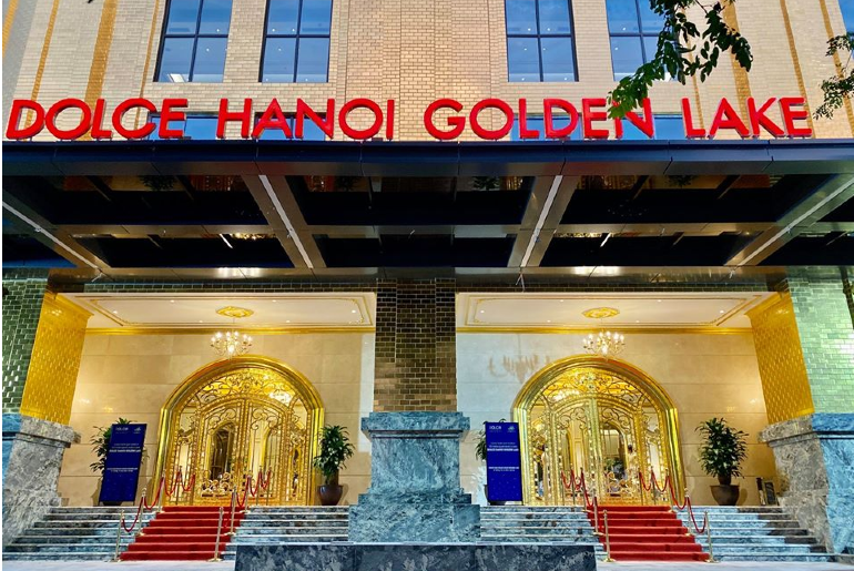 gold plated hotel vietnam 
