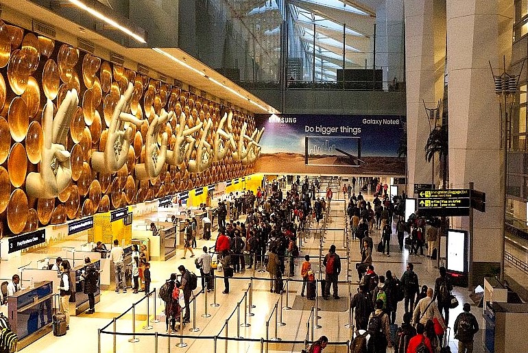 delhi airport international passengers