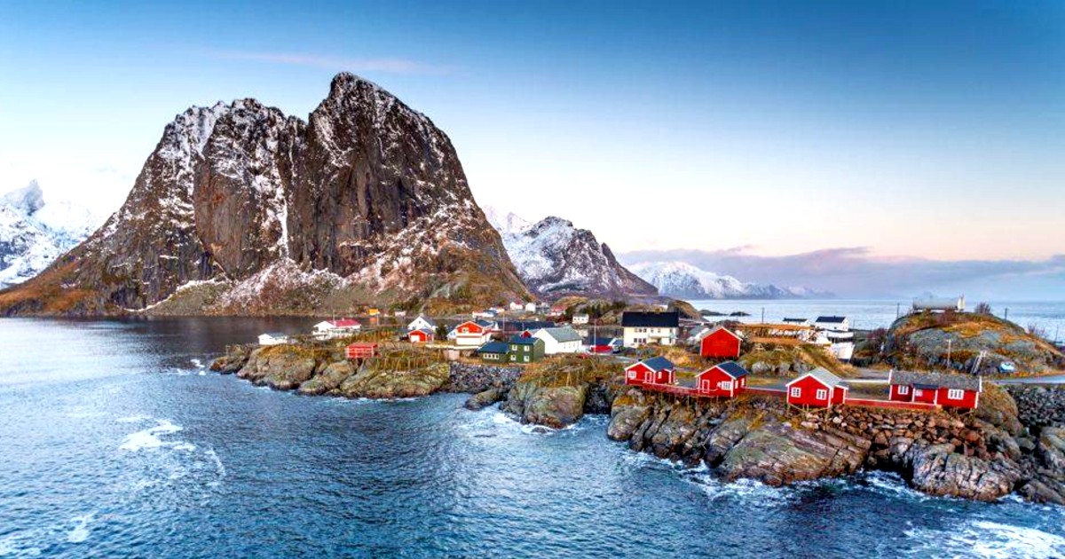 Norwegian Archipelago Svalbard Records Its Highest-Ever Temperature Of 21.7 °C