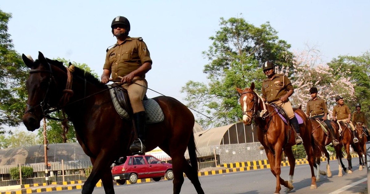 Mumbai Police Patrol Over Horses To Oversee Ganesh Visarjan; First Time In 88 Years