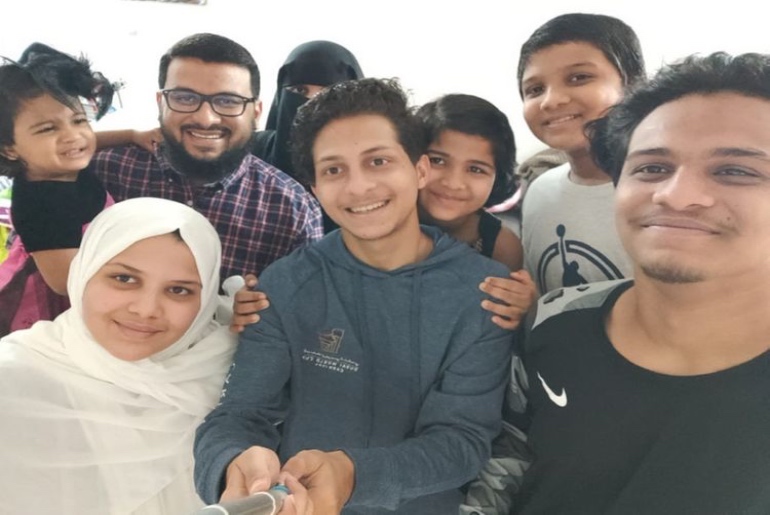 46 Hours, 2 Days, 3 Cities: Here’s How Two Stranded Indian Teens Reached Home In Time For Eid