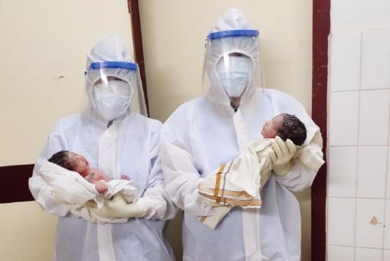 32-Yr-Old Covid Positive Woman From Sharjah Is The First To Give Birth To Twins